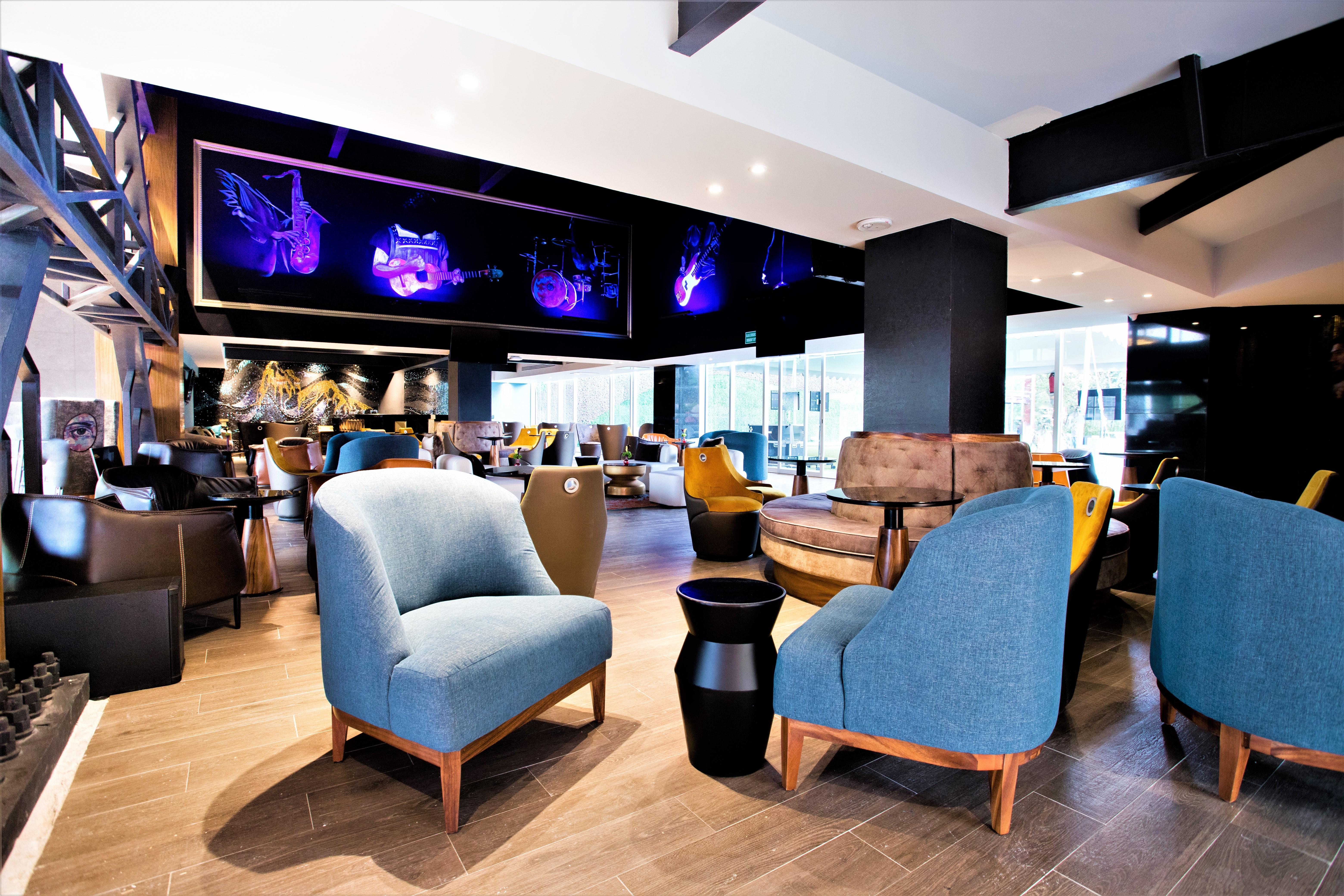 瓜达拉哈拉硬石酒店 萨波潘 外观 照片 The lounge at KLIA